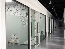 天寧區紅梅合輝圖文設計服務部 專業展覽展示服務，提升品牌視覺勢能